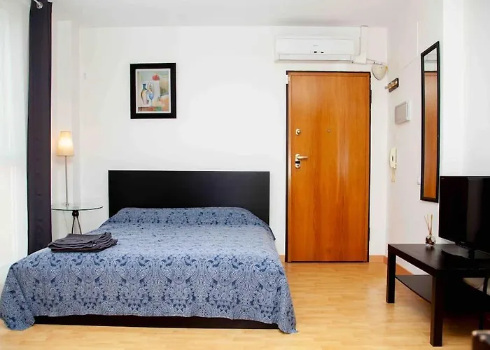 A Studio-Apartment In A Newly Built House.Wifi